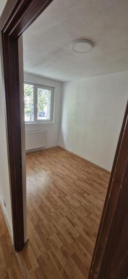 Apartament cu 2 camere semidecomandat în Prelungirea Ferentari