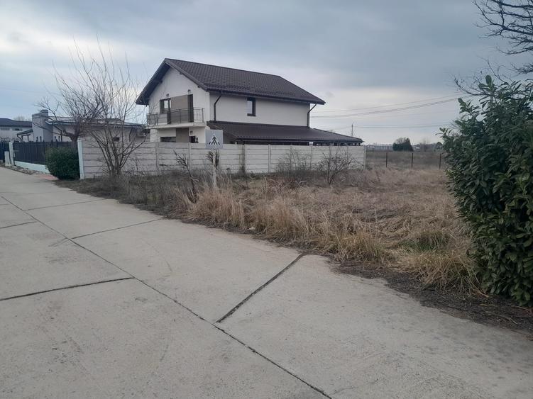 Teren agricol intravilan de 490 mp, în Balotești