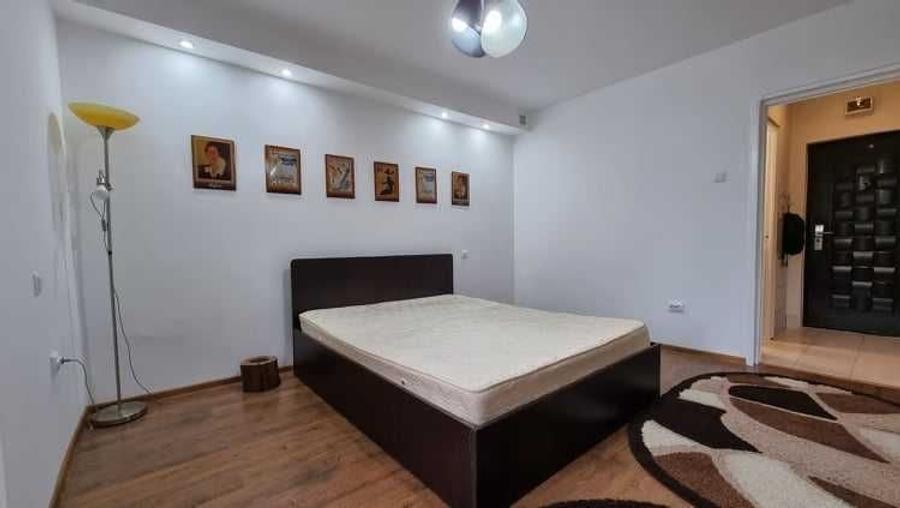 Garsonieră decomandată în Gării