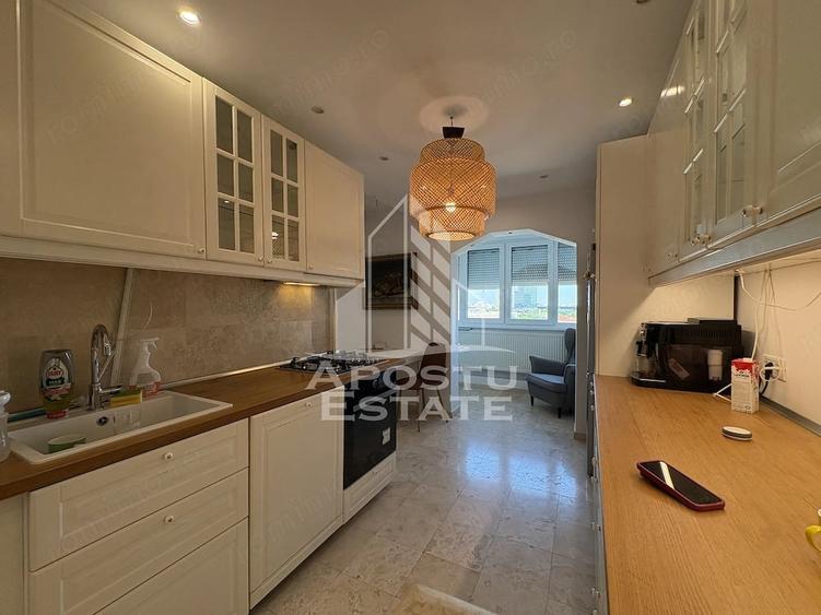 Apartament cu 3 camere decomandat, mobilat în Take Ionescu