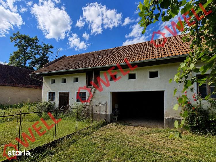 Casă cu 5 camere cu Teren 892 Mp în Aita Mare