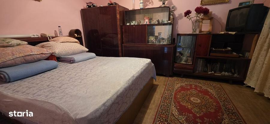 Casă cu 3 camere cu Teren 1500 Mp în Sălard