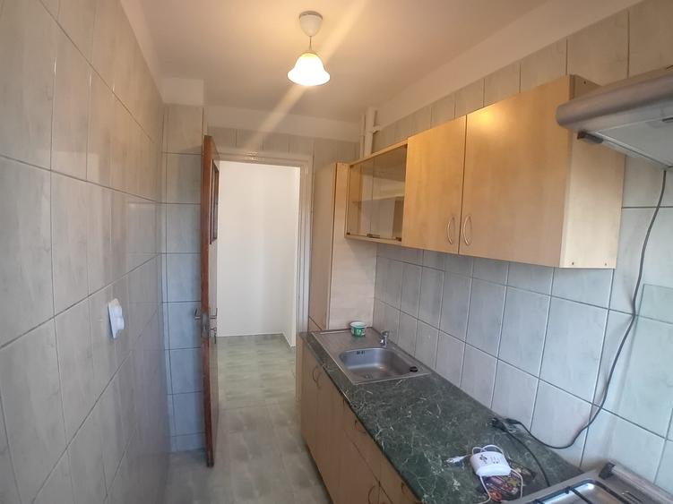 Apartament cu 2 camere decomandat în Brâncoveanu