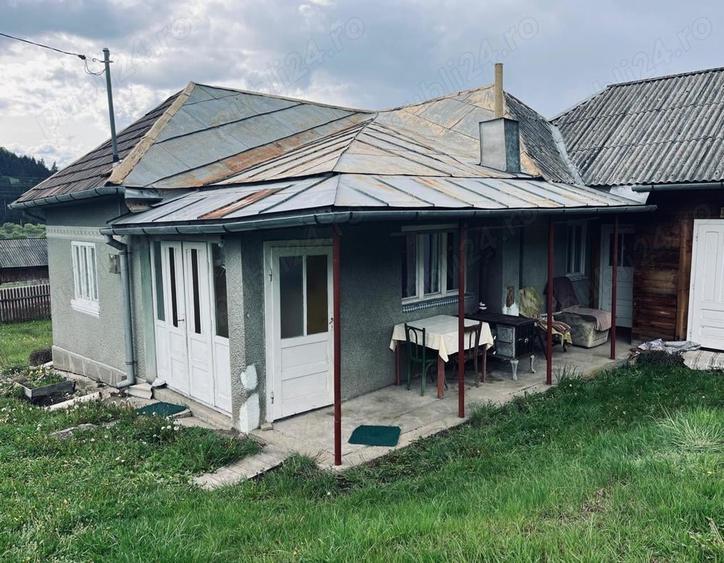 Casă în Sărmaș