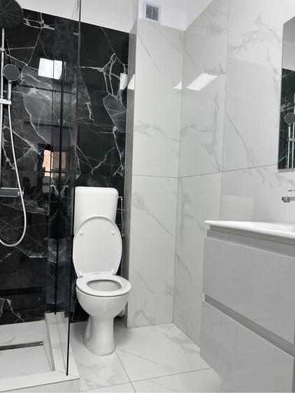 Casă individuală cu 4 camere cu Canalizare în Obor