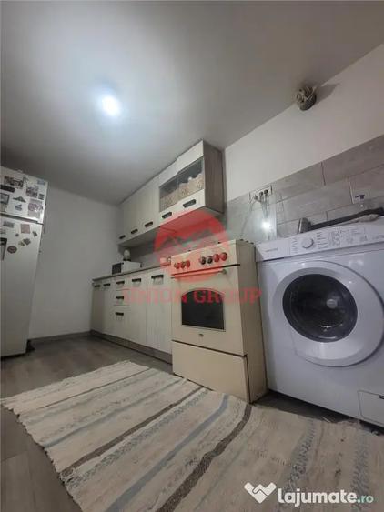 Casă cu 4 camere cu Teren 600 Mp în Lazu
