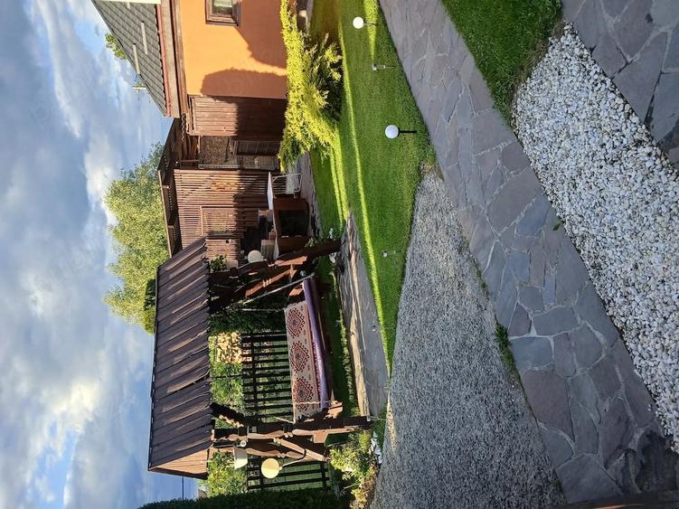 Casă cu Teren 2024 Mp în Iapa