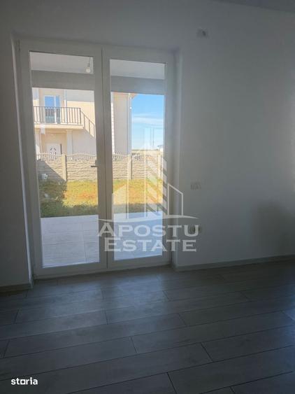 Casă cu 4 camere în Remetea Mare