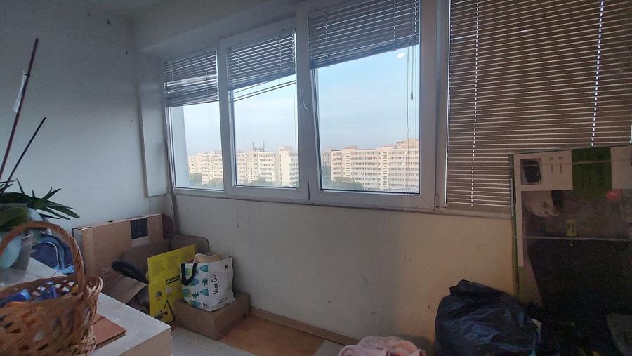 Apartament cu 2 camere decomandat, mobilat în Titan