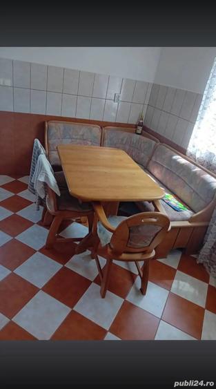 Casă cu 4 camere în Stănești