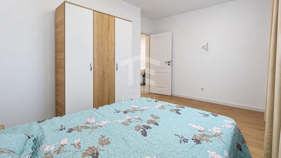 Apartament cu 2 camere decomandat, mobilat în Central