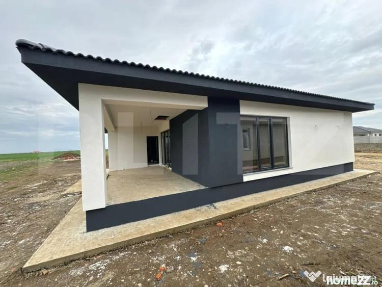 Casă cu 4 camere cu Teren 500 Mp în Sântandrei
