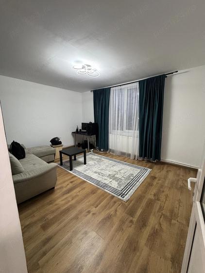 Apartament cu 2 camere decomandat în Ultracentral