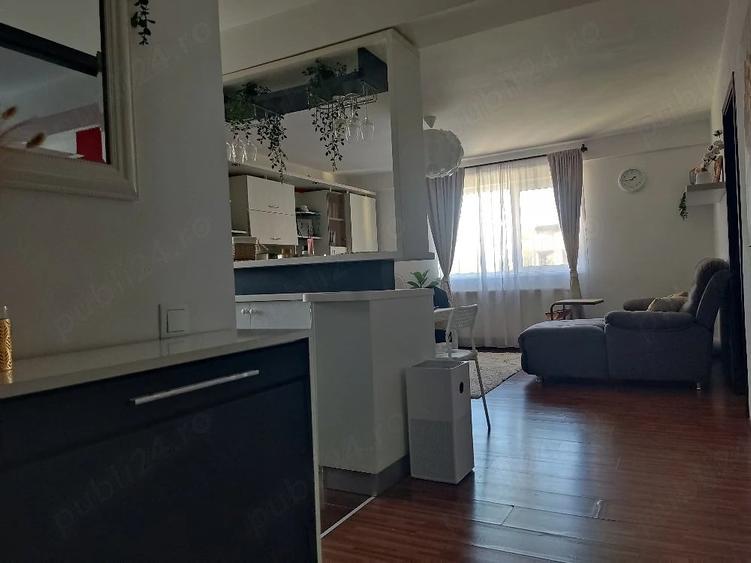 Apartament cu 3 camere decomandat în Chiajna