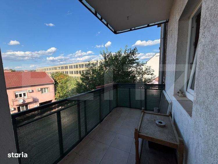 Apartament cu 3 camere decomandat în Decebal