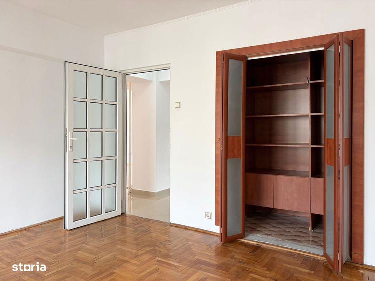 Apartament cu 4 camere, mobilat în Decebal