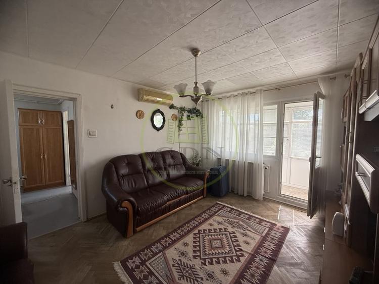 Apartament cu 2 camere semidecomandat, mobilat în Brazda lui Novac