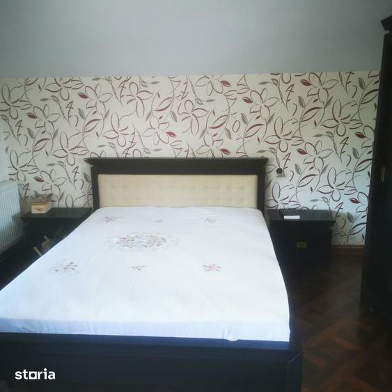 Casă cu 3 camere cu Teren 1080 Mp în Central