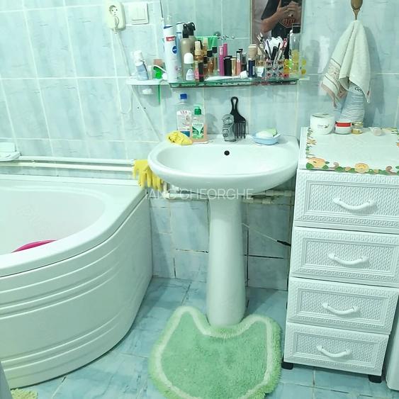 Casă cu Teren 850 Mp în Vale