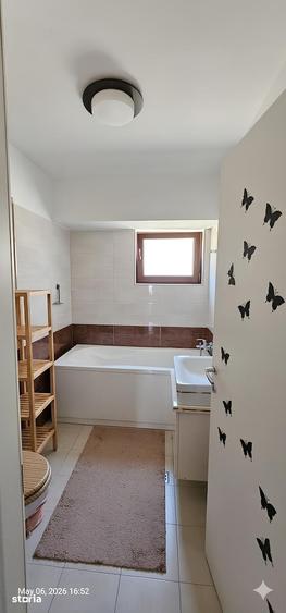 Apartament cu 3 camere decomandat în Băneasa