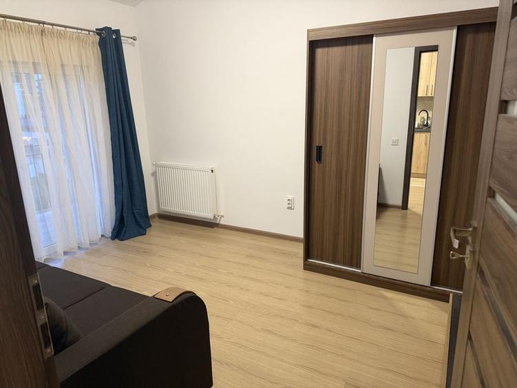 Apartament cu 2 camere decomandat în Florești