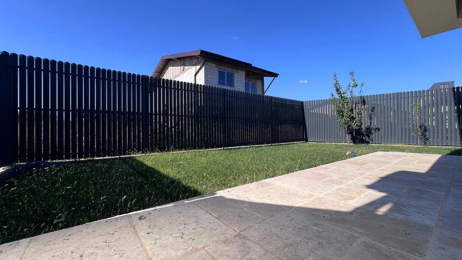 Casă cu 4 camere cu Canalizare în Prelungirea Ghencea