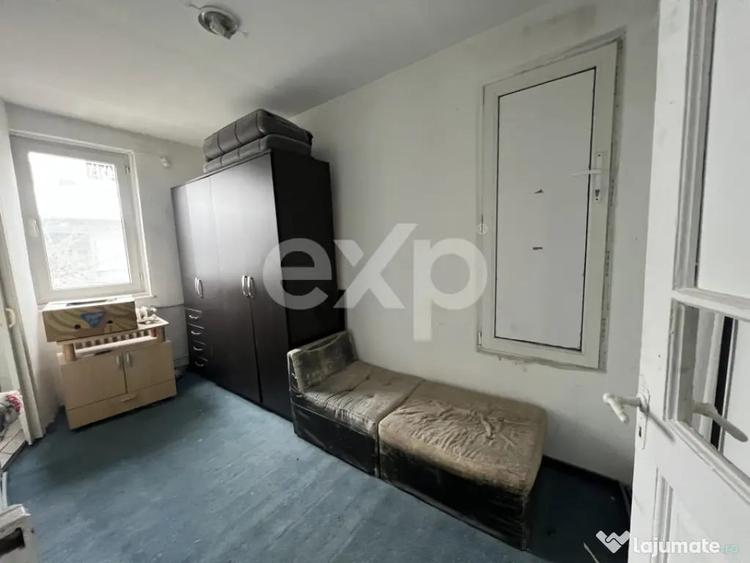 Casă cu 6 camere cu Teren 306 Mp în Central