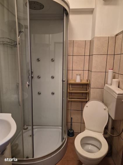 Apartament cu 2 camere în Craiovița Nouă