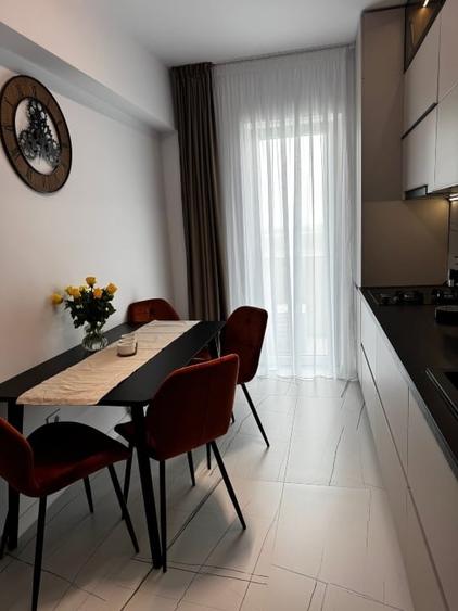 Apartament cu 2 camere decomandat, mobilat în Metalurgiei