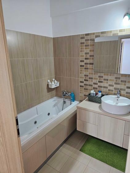 Apartament cu 4 camere decomandat în Prelungirea Ghencea