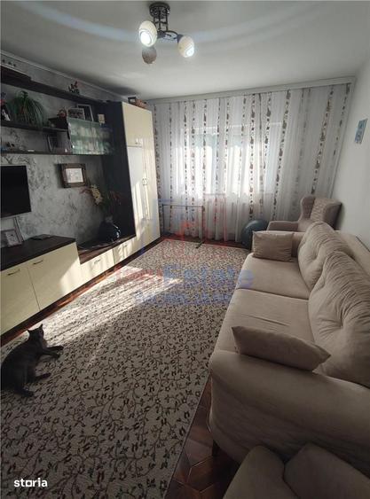 Superb - Apartament 3 camere decomandat - 1