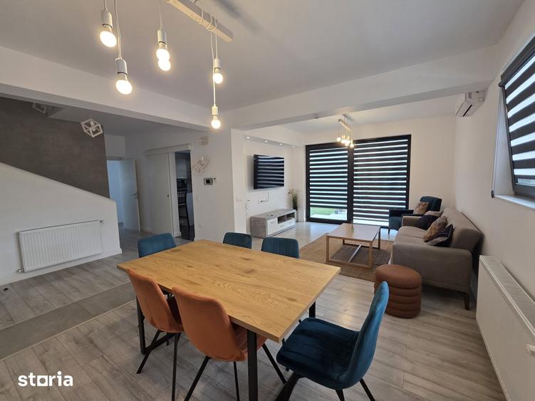 Casă cu 5 camere cu Teren 610 Mp în Corbeanca