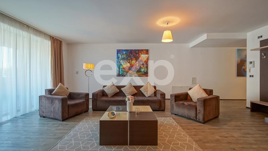 Apartament cu 3 camere decomandat în Poiana Brașov