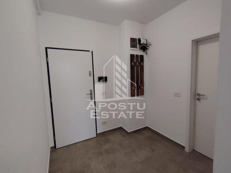 Apartament cu 2 camere semidecomandat, mobilat în Circumvalațiunii