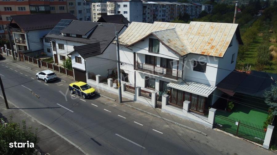 Casă cu 4 camere în Central