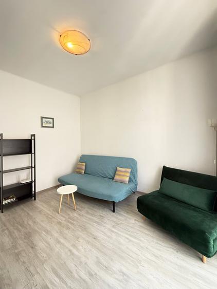 Apartament cu 3 camere în Calea Călărașilor