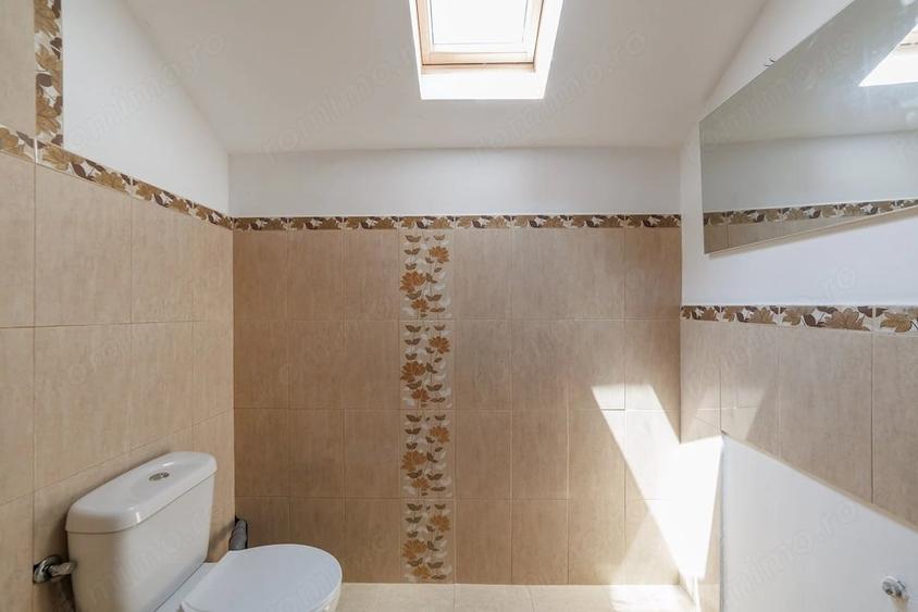 Casă cu 3 camere cu Teren 705 Mp în Craiovei