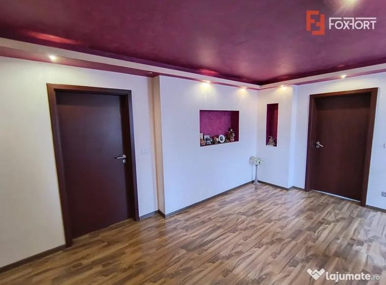 Casă cu 5 camere cu Teren 601 Mp în Chișoda