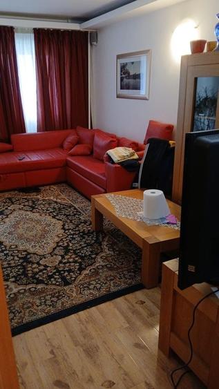 Apartament cu 3 camere decomandat în Chiciureni