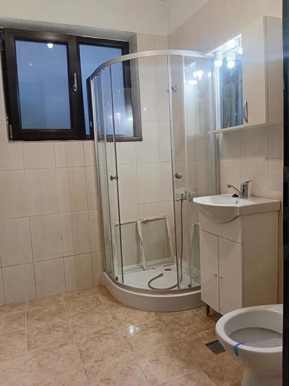 Apartament cu 2 camere decomandat în Apusului
