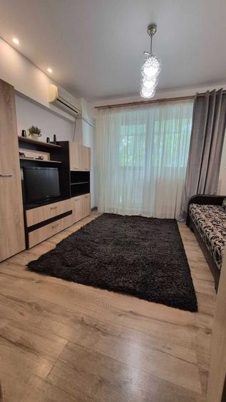 Apartament cu 2 camere decomandat în Berceni