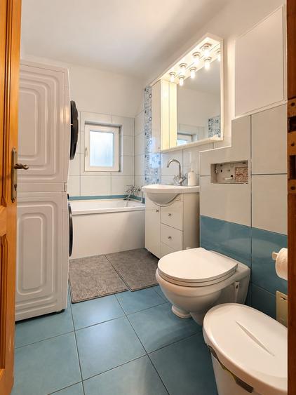 Apartament cu 3 camere decomandat în Moșnița Nouă