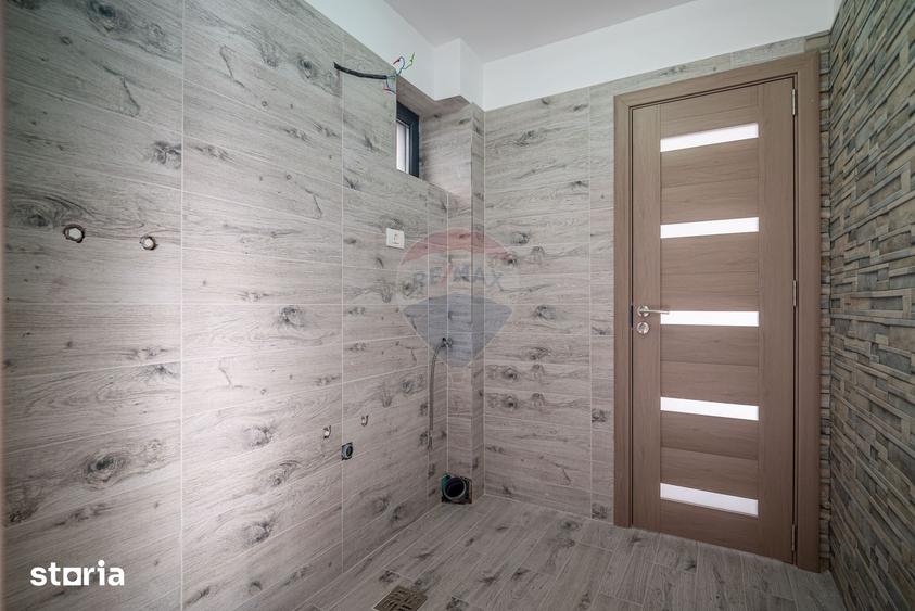 Casă cu 3 camere cu Teren 107 Mp în Central