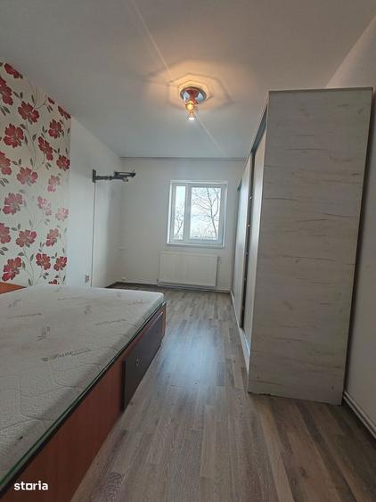 Apartament cu 2 camere semidecomandat în Trivale