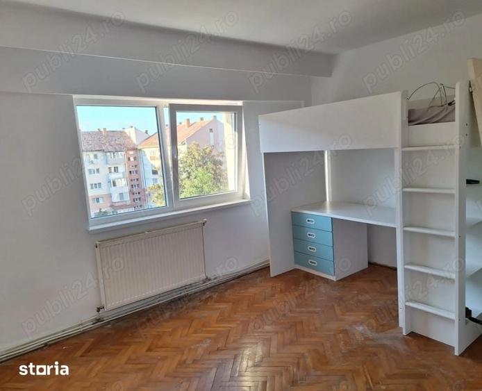 Apartament cu 2 camere decomandat în Carpați 2