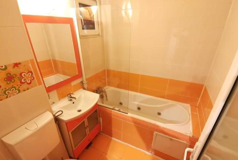 Apartament cu 2 camere decomandat, mobilat în Drumul Taberei