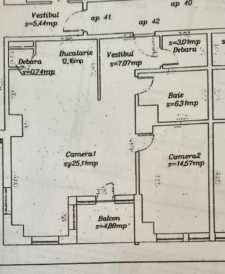 Apartament cu 3 camere decomandat în Iosia