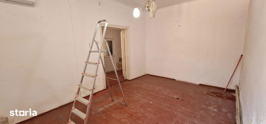 Apartament cu 4 camere în Peninsula