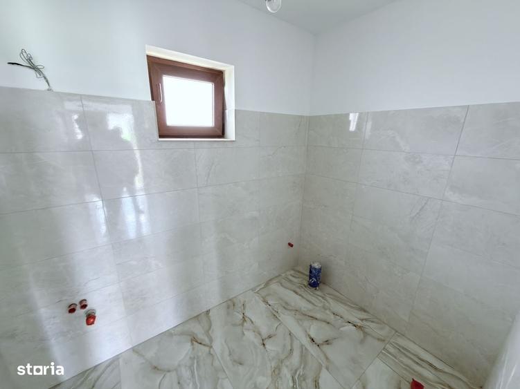 Casă cu 3 camere în Stăuceni