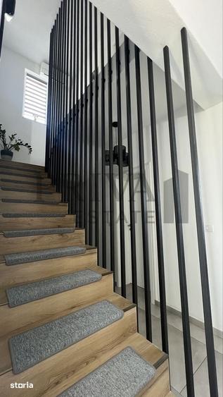 Casă cu 5 camere cu Teren 352 Mp în Giroc